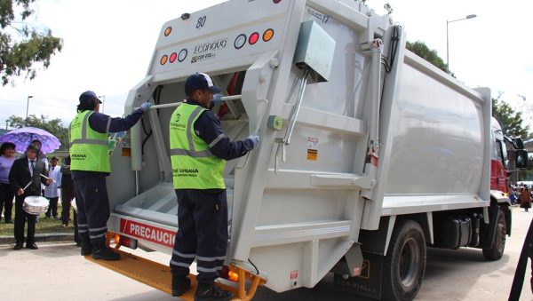 RECOLECTOR DE RESIDUOS