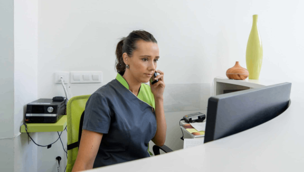RECEPCIONISTAS