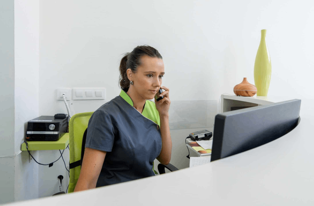 RECEPCIONISTAS